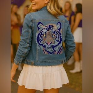Moving Forward Designs Jeweled Tiger Denim Jacket Women’s Size XL